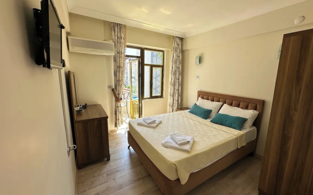 Reis Beach Hotel&Restaurant