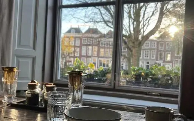 Hotel aan de Dam