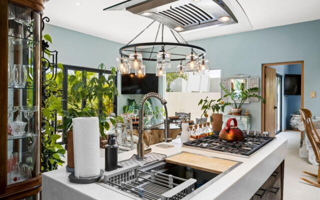 2BR Private Pool Outdoordining Amazing Gardens