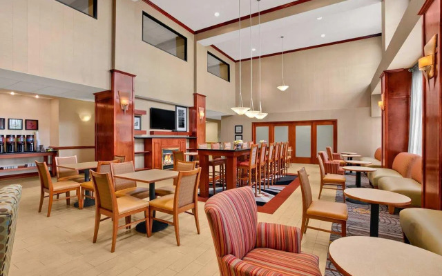 Hampton Inn & Suites Detroit/Sterling Heights