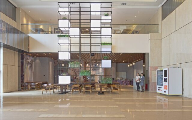 Days Suites Guangzhou South Railway Station