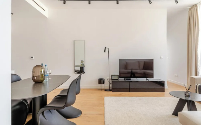 Yamas Urban Living Sequoia Residence