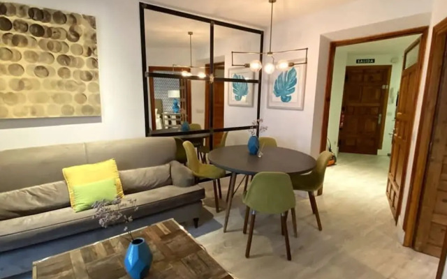 Santo Domingo I 1 Bedroom Apartment in Gran Via