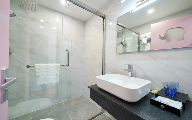 Sapphire Hotel Silom Bangkok