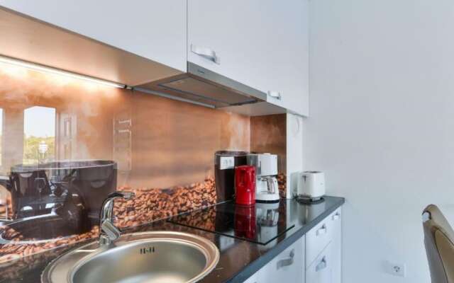 Alluring Apartment in Vir near Sea Beach