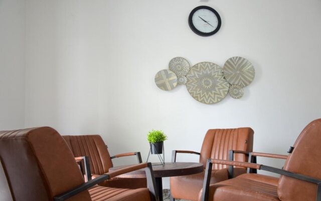 RedDoorz Plus near UNIMED Medan