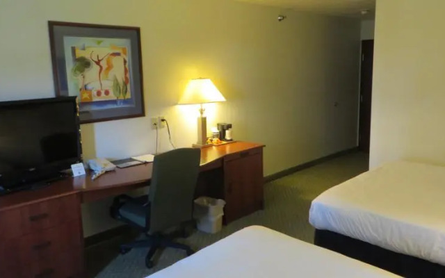 Crossings by GrandStay Inn & Suites