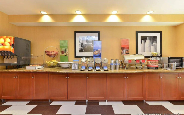 Hampton Inn Martinsburg