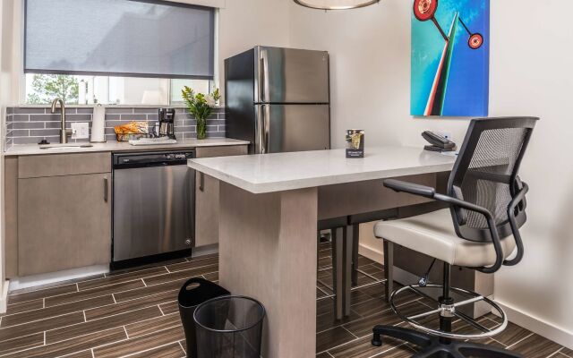 Hyatt House Raleigh / RDU / Brier Creek