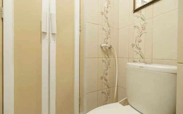 RedDoorz Plus Syariah near RSUP Dr. M. Djamil Padang