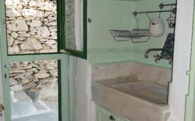 Hidesign Athens Traditional Stone House in Kea's Port