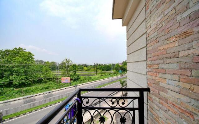 FabHotel Prime Grand Palace