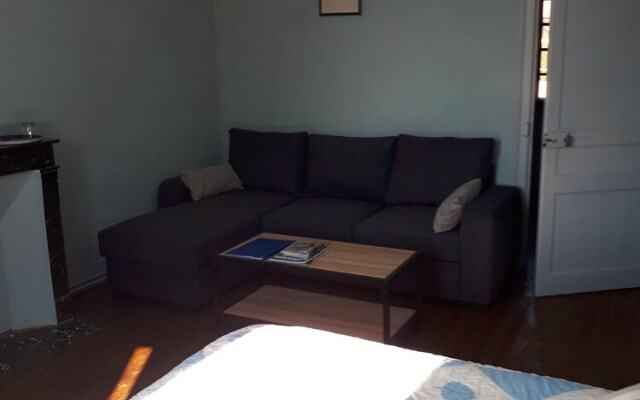 Chez Nathalie Et Jean Claude