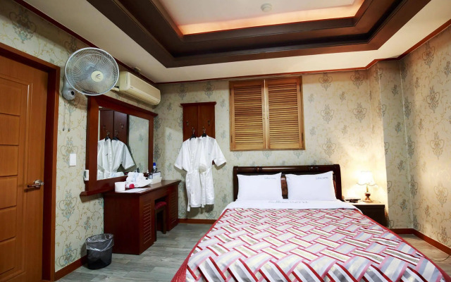 Galleria Hotel