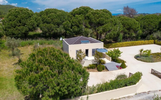 Tiamo Secrets Leading Villas River Beach