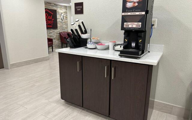 Red Roof Inn Charleston - Dunbar