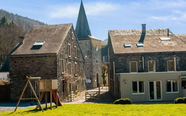 Suave Holiday Home in Vresse-sur-semois With Garden