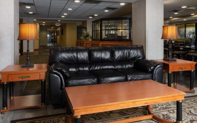 La Quinta Inn & Suites by Wyndham Garden City