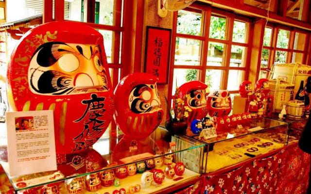 Evergreen Garden Home