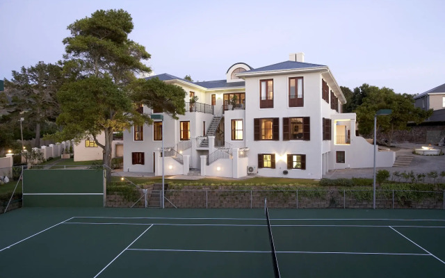 Nova Constantia Boutique Residence