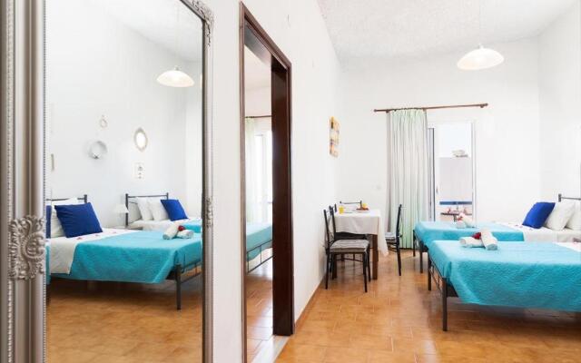 Gennadi Sun Apartments 300 m from the beach
