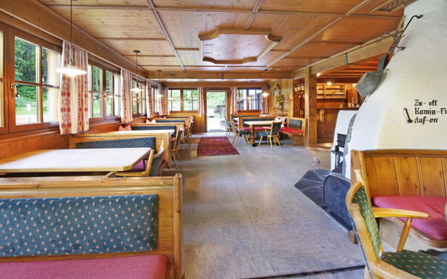 Alpenchalet Lacknerbrunn bis 35 P