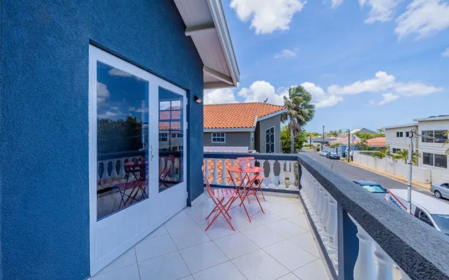 Renovated 4br2ba w Private Pool in Prime Location