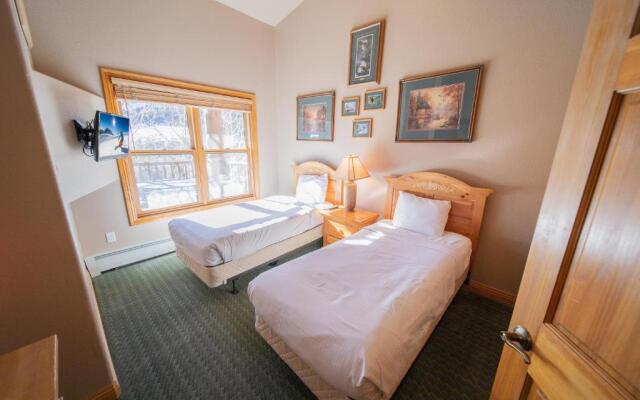 Hidden River Lodge 5979