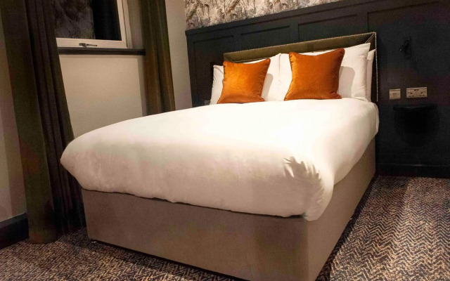 Coachman Hotel