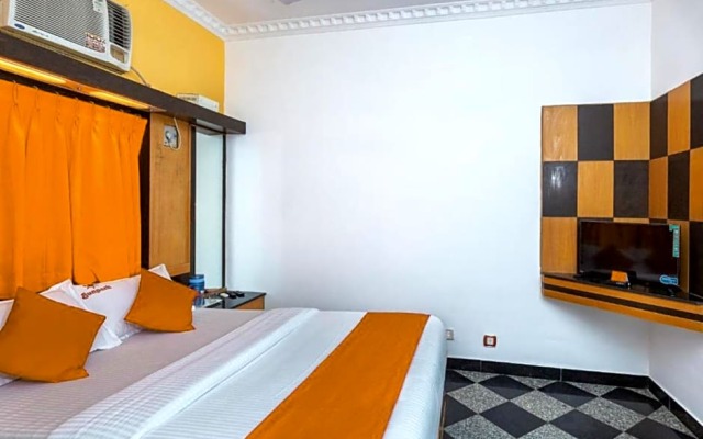 FabExpress Sun Park Inn