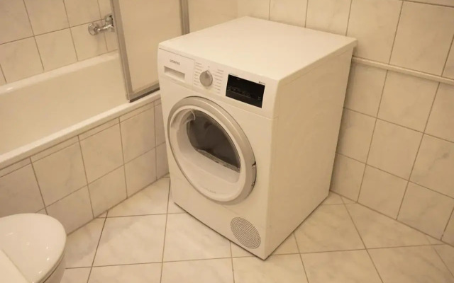 3-Zimmer Wohnung, nähe Messe Düsseldorf/Essen