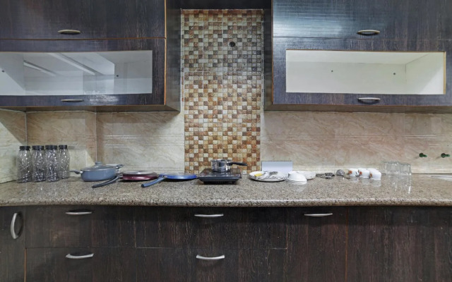 Hotel South Campus Inn by OYO Rooms