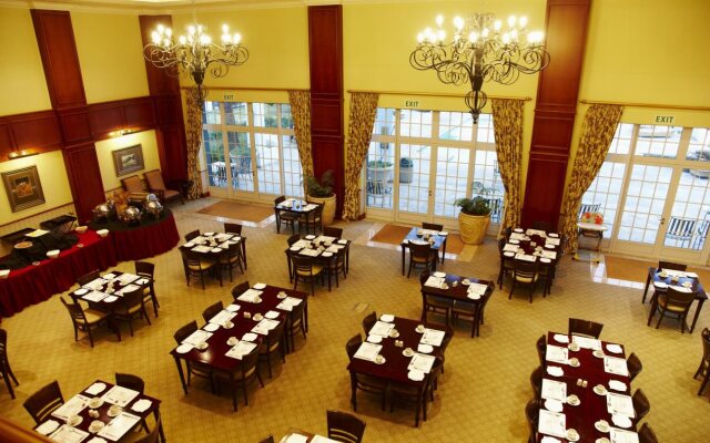Golden Valley Lodge & Casino
