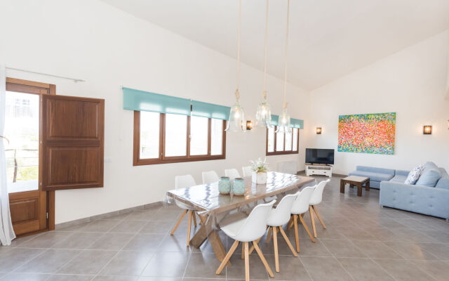 Holiday Home Sa Casa Rotja