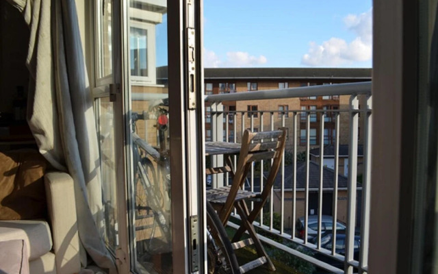 Double Room & Private Bathroom