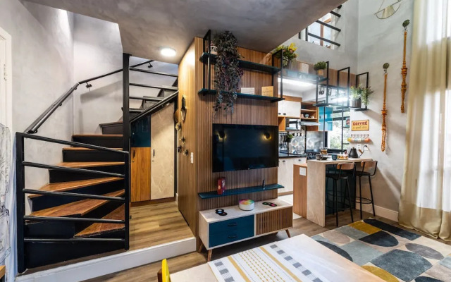 Praca Benedito Calixto - Duplex