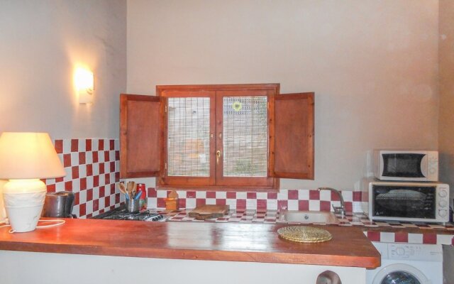 Beautiful Cottage in Renau Costa Dorada with Swimming Pool