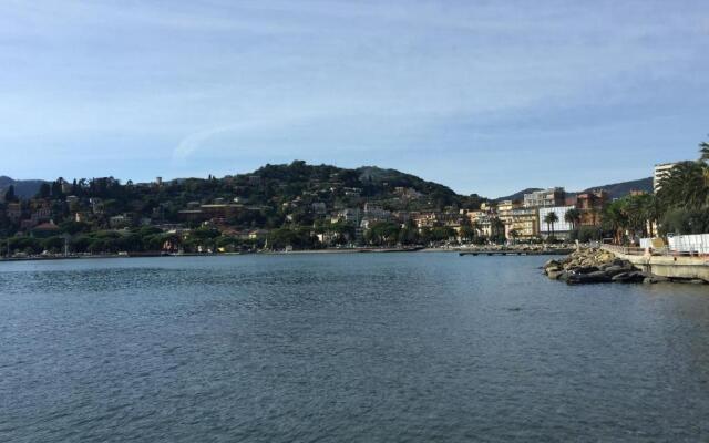 Spacious luxury apartment in Rapallo center