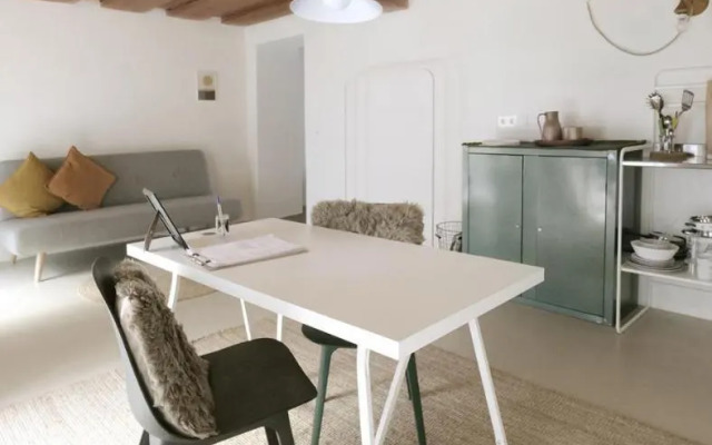 Herzige Wohnung In Altem Gemäuer