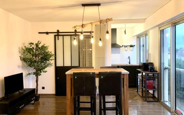 Studio centre de Hyeres pour 4 personnes piscine et tennis