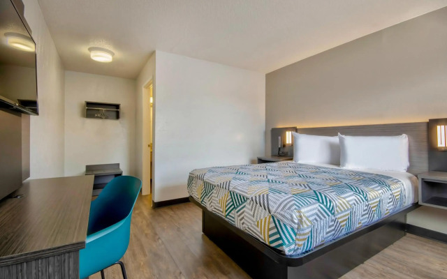 Motel 6 Santa Fe