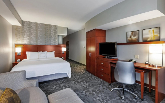 Courtyard by Marriott Tulsa Woodland Hills