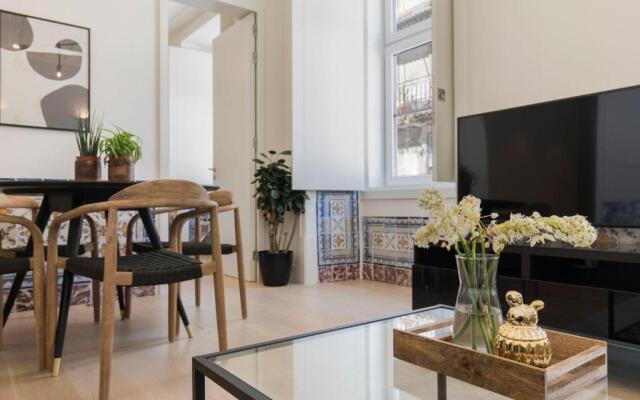 Ando Living Townhouse - Santa Justa 79