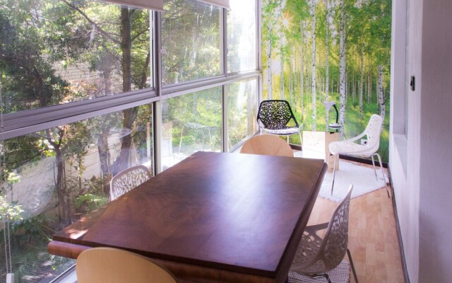 5 The Apartment