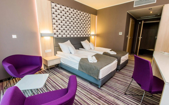 Hotel Astone Conference & SPA