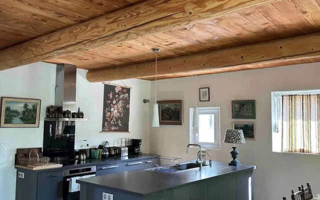 Charming Villa With AC in Alpilles