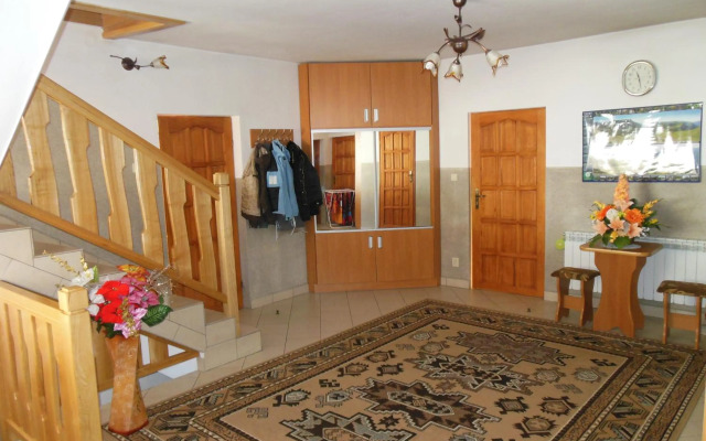 Pokoje Gościnne Pod Grapą