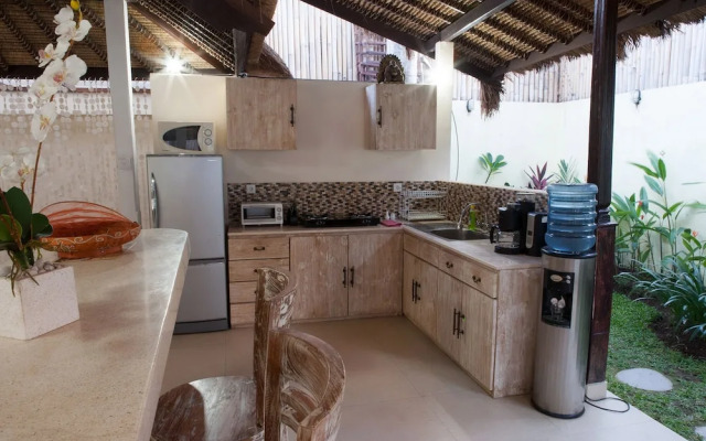 Simona Villa - Simona