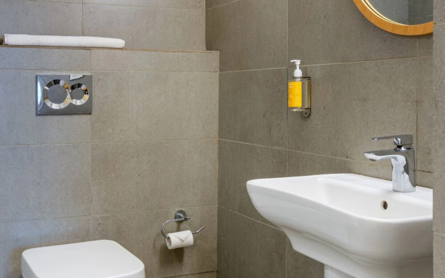 Bloom Hotel - HITEC City