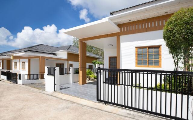 Japanese Style Villa Sunrise Garden B190